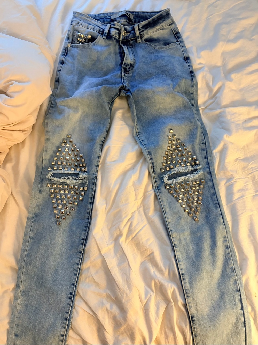 Light Blue Studded Women's Jeans size 5/6